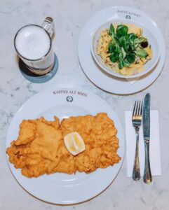 Speisekarte: BIO Schnitzel vom BIO Wald.ROC Schwein